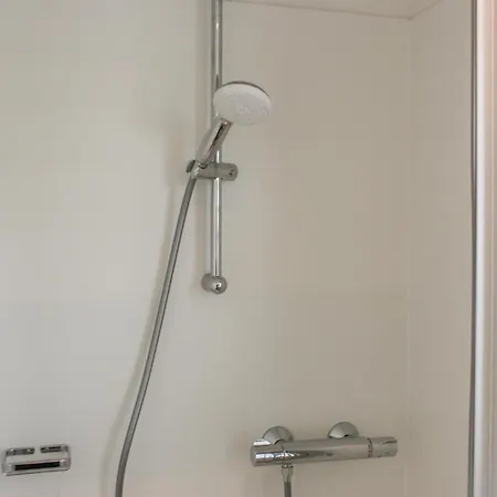 Hotel en barco Maasparel 5*